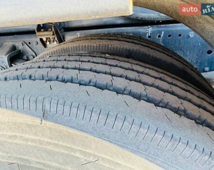 Білий Форд Trucks, об'ємом двигуна 8.97 л та пробігом 1 тис. км за 99999 $, фото 11 на Automoto.ua