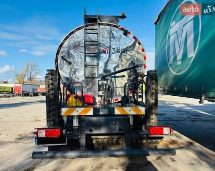 Білий Форд Trucks, об'ємом двигуна 8.97 л та пробігом 1 тис. км за 99999 $, фото 3 на Automoto.ua