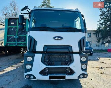 Білий Форд Trucks, об'ємом двигуна 8.97 л та пробігом 1 тис. км за 99999 $, фото 2 на Automoto.ua