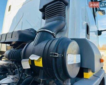 Білий Форд Trucks, об'ємом двигуна 8.97 л та пробігом 1 тис. км за 99999 $, фото 23 на Automoto.ua