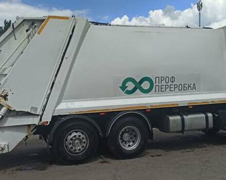 Белый Форд Trucks, объемом двигателя 8.97 л и пробегом 230 тыс. км за 81222 $, фото 1 на Automoto.ua