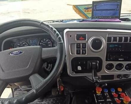 Белый Форд Trucks, объемом двигателя 8.97 л и пробегом 230 тыс. км за 81222 $, фото 3 на Automoto.ua