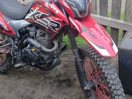 Форте Cross 300 2023 у Буче на Automoto.ua Червоний Форте Cross 300, об'ємом двигуна 0.25 л та пробігом 4 тис. км за 1423 $, фото 1 на Automoto.ua