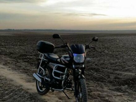 Форте RX 125 2023 в Кременце на Automoto.ua Черный Форте RX 125, объемом двигателя 0.13 л и пробегом 271 тыс. км за 719 $, фото 1 на Automoto.ua