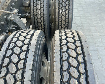 Белый Фредлайнер Сэнчюри, объемом двигателя 12.7 л и пробегом 2 тыс. км за 12500 $, фото 7 на Automoto.ua