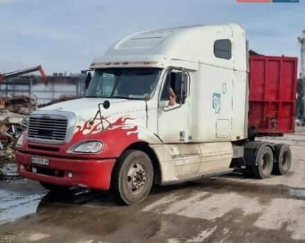 Червоний Фредлайнер Колумбіа, об'ємом двигуна 12.7 л та пробігом 700 тис. км за 9000 $, фото 1 на Automoto.ua