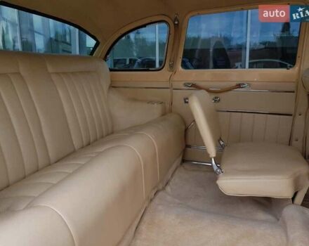 Черный ГАЗ 13, объемом двигателя 4.25 л и пробегом 10 тыс. км за 100000 $, фото 9 на Automoto.ua