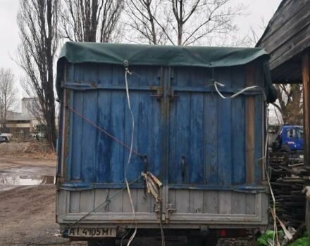 ГАЗ 13 2010 у Києві на Automoto.ua Синій ГАЗ 13, об'ємом двигуна 0 л та пробігом 300 тис. км за 2417 $, фото 1 на Automoto.ua