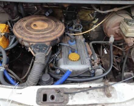 Білий ГАЗ 20, об'ємом двигуна 2.3 л та пробігом 1 тис. км за 1200 $, фото 2 на Automoto.ua