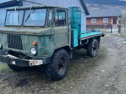 ГАЗ 20 1982 у Турке на Automoto.ua Чорний ГАЗ 20, об'ємом двигуна 4.2 л та пробігом 356 тис. км за 1500 $, фото 1 на Automoto.ua