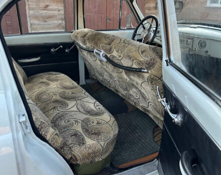 Белый ГАЗ 21 Волга, объемом двигателя 2.4 л и пробегом 5 тыс. км за 7500 $, фото 14 на Automoto.ua