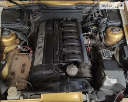 Жовтий ГАЗ 21 Волга, об'ємом двигуна 2.5 л та пробігом 3 тис. км за 25700 $, фото 13 на Automoto.ua