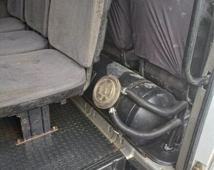 Білий ГАЗ 2217 Соболь, об'ємом двигуна 2.3 л та пробігом 115 тис. км за 1550 $, фото 6 на Automoto.ua