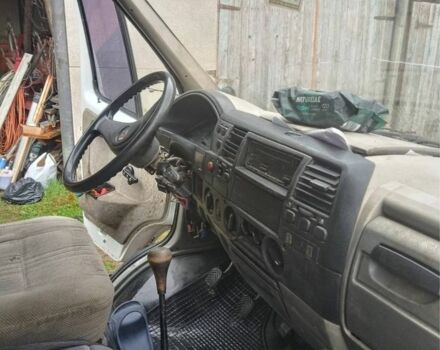 Білий ГАЗ 2217 Соболь, об'ємом двигуна 2.3 л та пробігом 115 тис. км за 1550 $, фото 5 на Automoto.ua