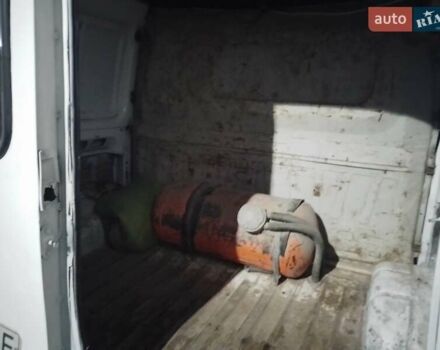 Білий ГАЗ 2217 Соболь, об'ємом двигуна 2.4 л та пробігом 208 тис. км за 2200 $, фото 5 на Automoto.ua