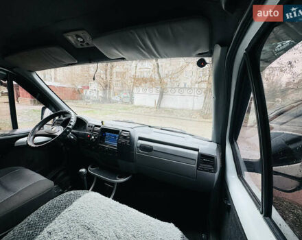 Белый ГАЗ 2217 Соболь, объемом двигателя 2.3 л и пробегом 200 тыс. км за 2999 $, фото 11 на Automoto.ua