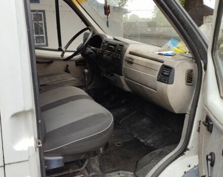 Белый ГАЗ 2217 Соболь, объемом двигателя 0 л и пробегом 220 тыс. км за 1422 $, фото 3 на Automoto.ua