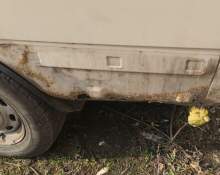 Белый ГАЗ 2217 Соболь, объемом двигателя 2.3 л и пробегом 280 тыс. км за 2050 $, фото 5 на Automoto.ua