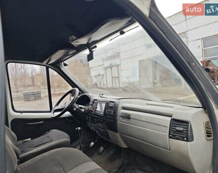 Белый ГАЗ 2217 Соболь, объемом двигателя 2.5 л и пробегом 225 тыс. км за 2000 $, фото 8 на Automoto.ua
