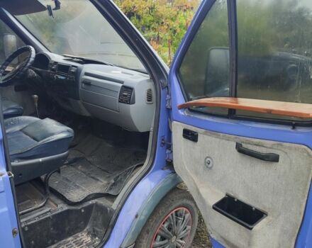 ГАЗ 2217 Соболь 2003 в Кривом Роге на Automoto.ua Синий ГАЗ 2217 Соболь, объемом двигателя 2.3 л и пробегом 200 тыс. км за 2200 $, фото 5 на Automoto.ua