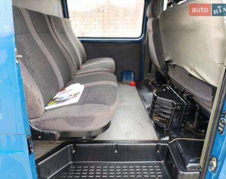 Синий ГАЗ 2217 Соболь, объемом двигателя 2.4 л и пробегом 320 тыс. км за 1700 $, фото 9 на Automoto.ua