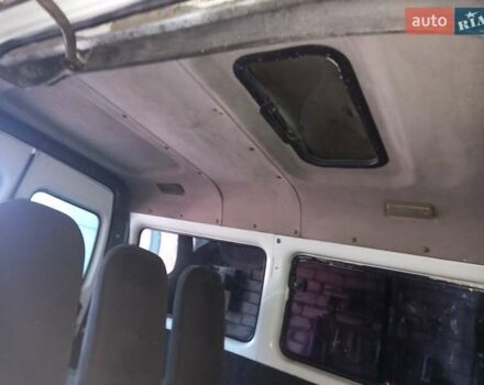 Белый ГАЗ 22171, объемом двигателя 2.45 л и пробегом 250 тыс. км за 1699 $, фото 3 на Automoto.ua