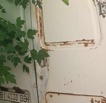 Белый ГАЗ 2217 Баргузин, объемом двигателя 2.3 л и пробегом 358 тыс. км за 1600 $, фото 20 на Automoto.ua