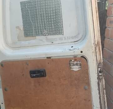 Белый ГАЗ 2217 Баргузин, объемом двигателя 2.3 л и пробегом 358 тыс. км за 1600 $, фото 19 на Automoto.ua