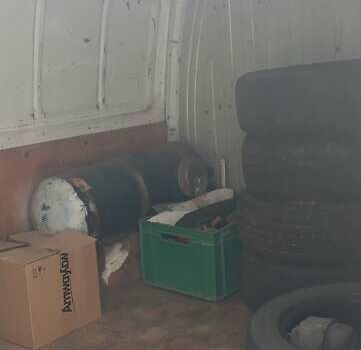 Белый ГАЗ 2217 Баргузин, объемом двигателя 2.3 л и пробегом 358 тыс. км за 1600 $, фото 17 на Automoto.ua