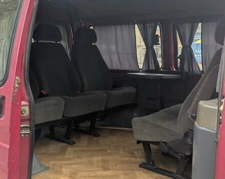 Красный ГАЗ 2217 Баргузин, объемом двигателя 2.3 л и пробегом 91 тыс. км за 2500 $, фото 3 на Automoto.ua