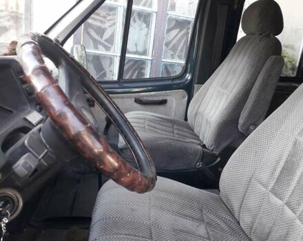 Зеленый ГАЗ 2217 Баргузин, объемом двигателя 2.28 л и пробегом 896 тыс. км за 2500 $, фото 4 на Automoto.ua