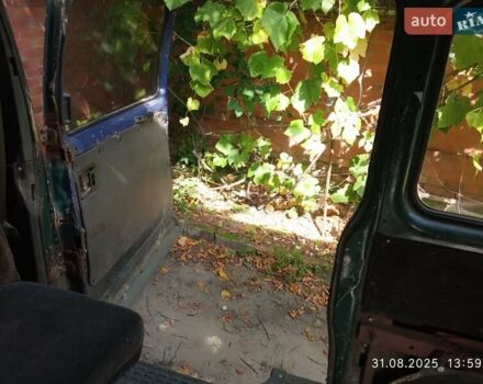 Зелений ГАЗ 2217 Баргузин, об'ємом двигуна 2.3 л та пробігом 100 тис. км за 1088 $, фото 5 на Automoto.ua