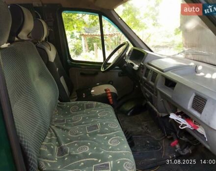 Зелений ГАЗ 2217 Баргузин, об'ємом двигуна 2.3 л та пробігом 100 тис. км за 1088 $, фото 4 на Automoto.ua
