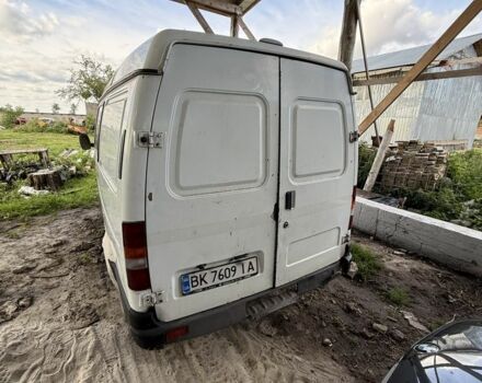 Белый ГАЗ 2310 Соболь, объемом двигателя 2.3 л и пробегом 50 тыс. км за 2950 $, фото 6 на Automoto.ua