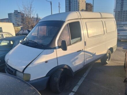 Белый ГАЗ 2310 Соболь, объемом двигателя 0 л и пробегом 221 тыс. км за 650 $, фото 1 на Automoto.ua