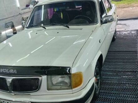 Белый ГАЗ 2310 Соболь, объемом двигателя 2.4 л и пробегом 80 тыс. км за 650 $, фото 1 на Automoto.ua