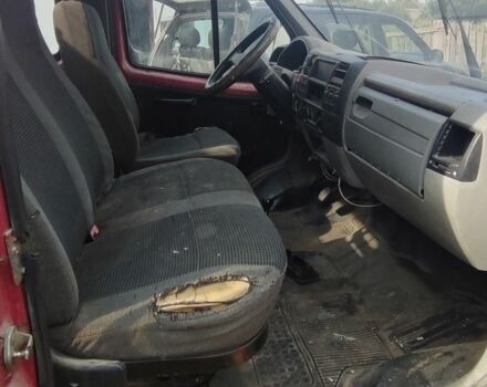 Червоний ГАЗ 2310 Соболь, об'ємом двигуна 2 л та пробігом 100 тис. км за 713 $, фото 4 на Automoto.ua