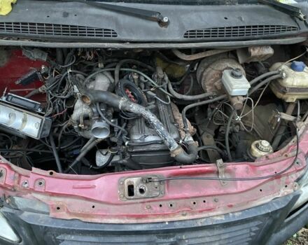 Красный ГАЗ 2310 Соболь, объемом двигателя 2.5 л и пробегом 200 тыс. км за 500 $, фото 1 на Automoto.ua