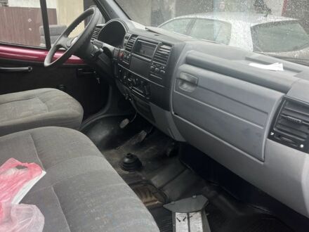 Красный ГАЗ 2310 Соболь, объемом двигателя 2.5 л и пробегом 1000 тыс. км за 500 $, фото 1 на Automoto.ua