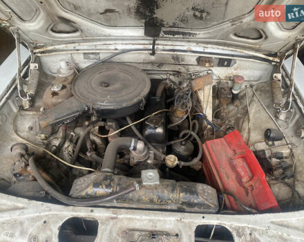 Белый ГАЗ 24-02 Волга, объемом двигателя 2.45 л и пробегом 92 тыс. км за 1100 $, фото 7 на Automoto.ua