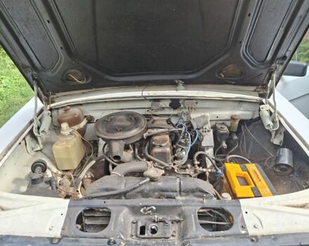 Белый ГАЗ 24-10 Волга, объемом двигателя 2.4 л и пробегом 52 тыс. км за 1400 $, фото 4 на Automoto.ua