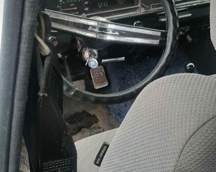 Белый ГАЗ 24-10 Волга, объемом двигателя 2.5 л и пробегом 100 тыс. км за 712 $, фото 3 на Automoto.ua