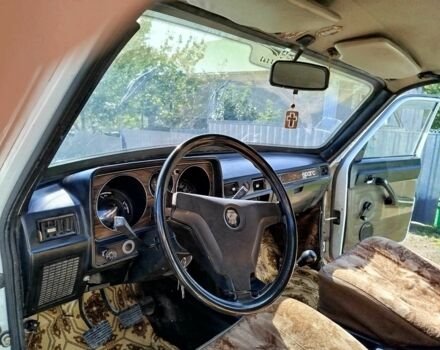 Белый ГАЗ 24-10 Волга, объемом двигателя 2.4 л и пробегом 92 тыс. км за 650 $, фото 7 на Automoto.ua