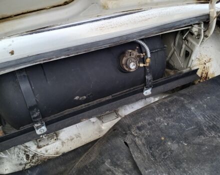 Белый ГАЗ 24-10 Волга, объемом двигателя 2.4 л и пробегом 95 тыс. км за 1500 $, фото 6 на Automoto.ua