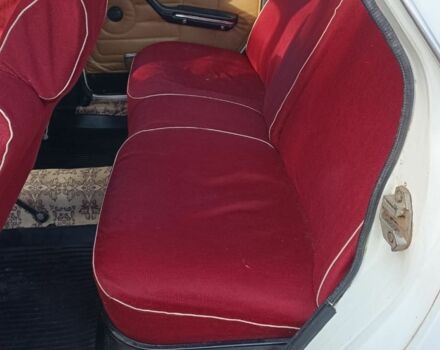 Білий ГАЗ 24-10 Волга, об'ємом двигуна 2.4 л та пробігом 100 тис. км за 1429 $, фото 6 на Automoto.ua