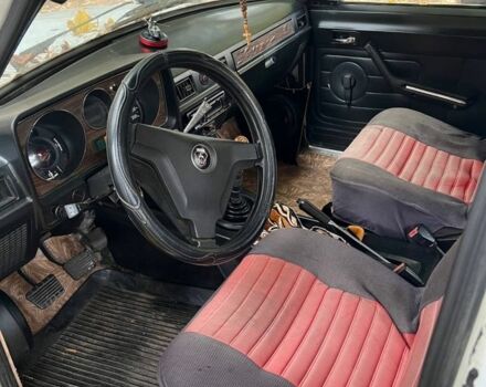 Белый ГАЗ 24-10 Волга, объемом двигателя 2.45 л и пробегом 3 тыс. км за 832 $, фото 7 на Automoto.ua