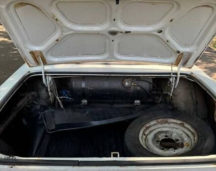 Белый ГАЗ 24-10 Волга, объемом двигателя 2.45 л и пробегом 100 тыс. км за 1100 $, фото 3 на Automoto.ua