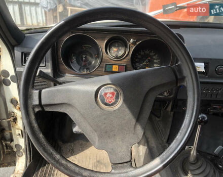 Белый ГАЗ 24-10 Волга, объемом двигателя 2.4 л и пробегом 111 тыс. км за 384 $, фото 12 на Automoto.ua