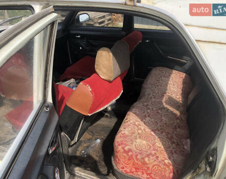 Белый ГАЗ 24-10 Волга, объемом двигателя 2.4 л и пробегом 111 тыс. км за 384 $, фото 10 на Automoto.ua