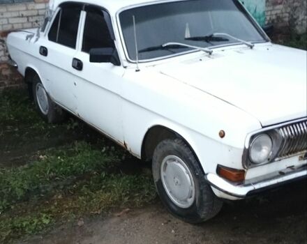 Белый ГАЗ 24-10 Волга, объемом двигателя 2.4 л и пробегом 200 тыс. км за 380 $, фото 1 на Automoto.ua